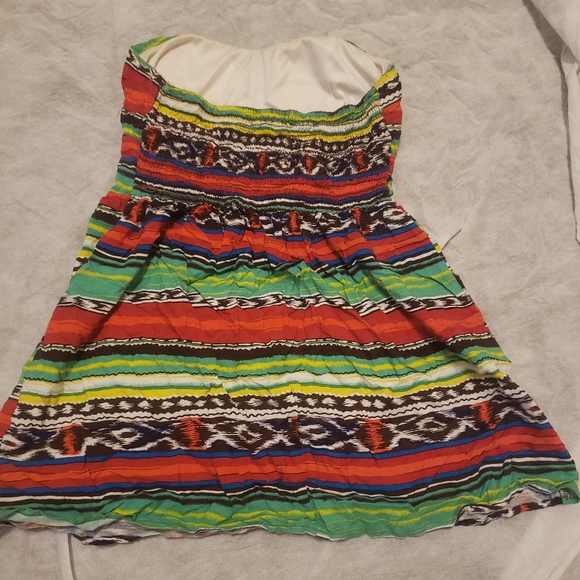 Multi Coloured Strapless Top - Picture 2 of 3